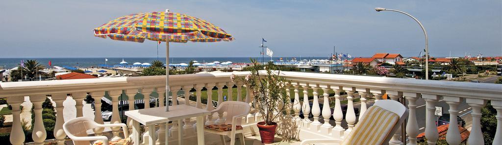 Hotel Happy Marina di Pietrasanta Eksteriør billede