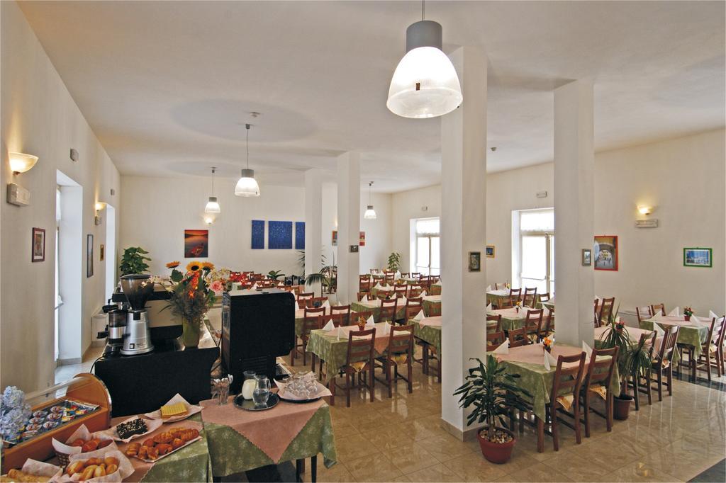 Hotel Happy Marina di Pietrasanta Eksteriør billede