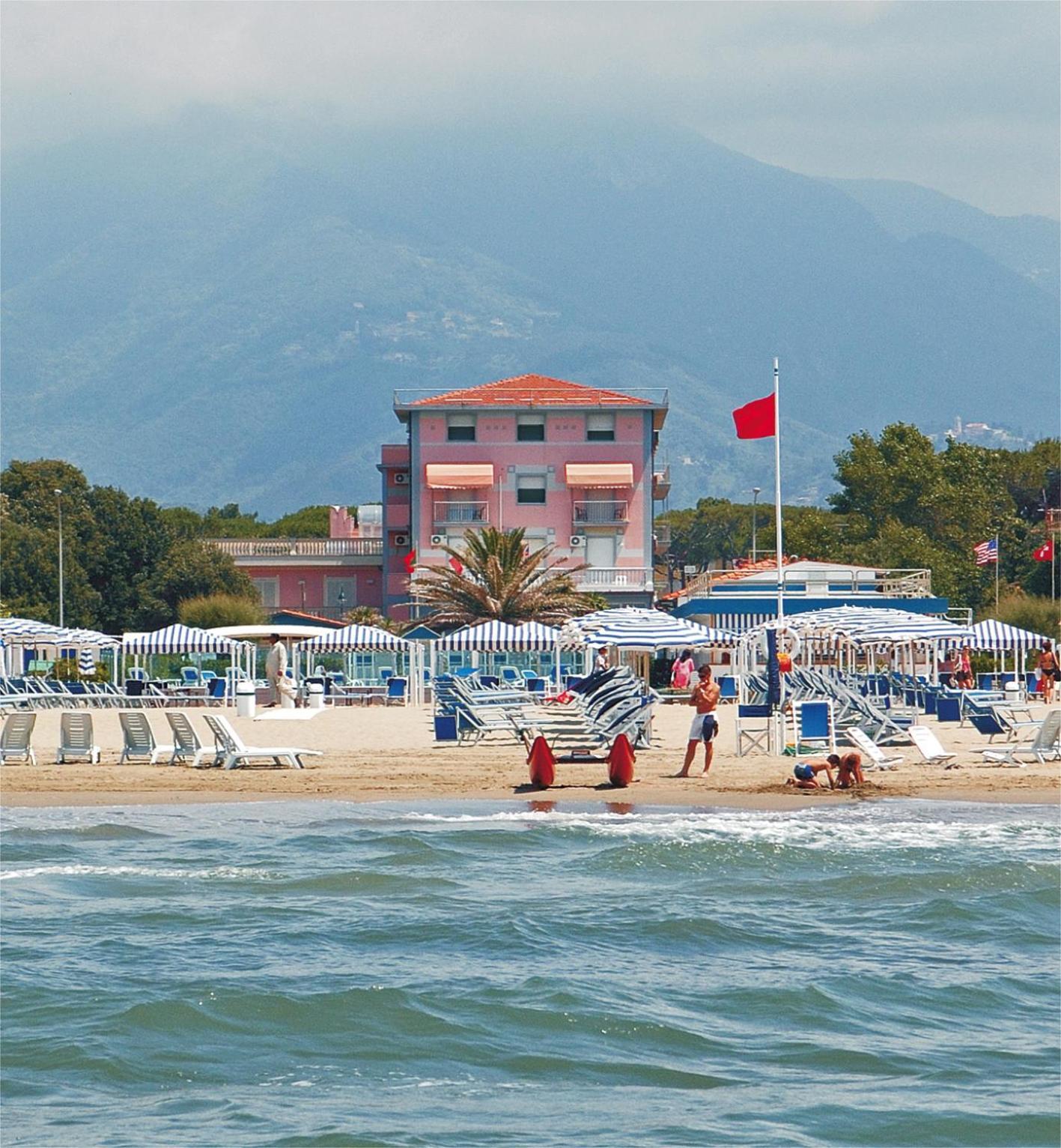 Hotel Happy Marina di Pietrasanta Eksteriør billede