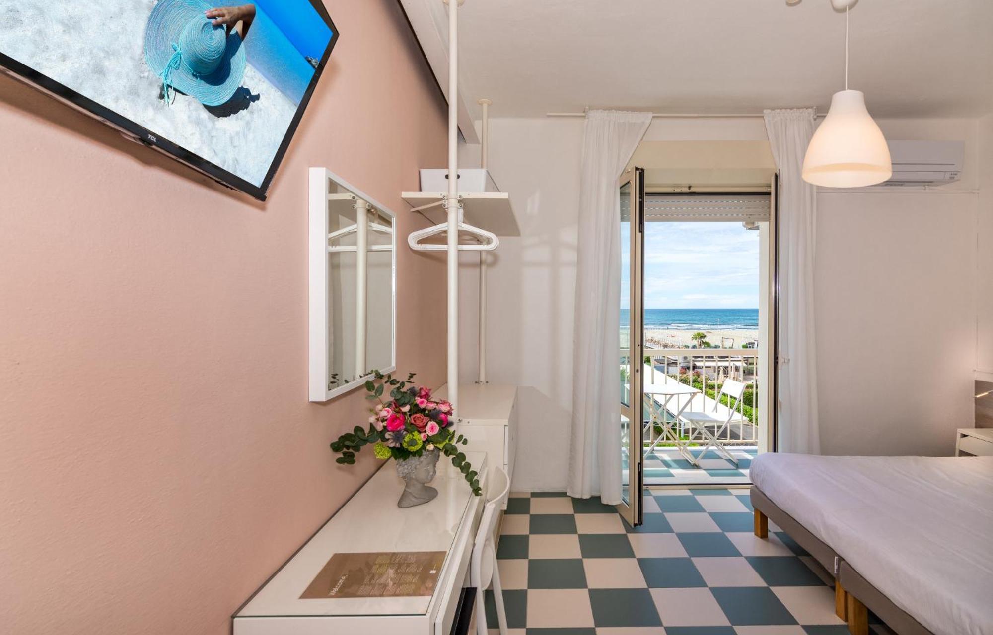 Hotel Happy Marina di Pietrasanta Eksteriør billede