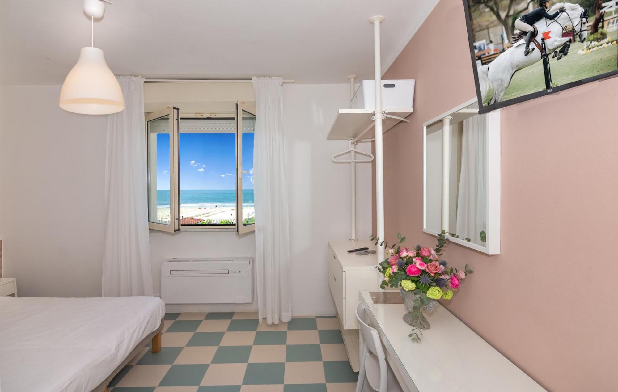 Hotel Happy Marina di Pietrasanta Eksteriør billede