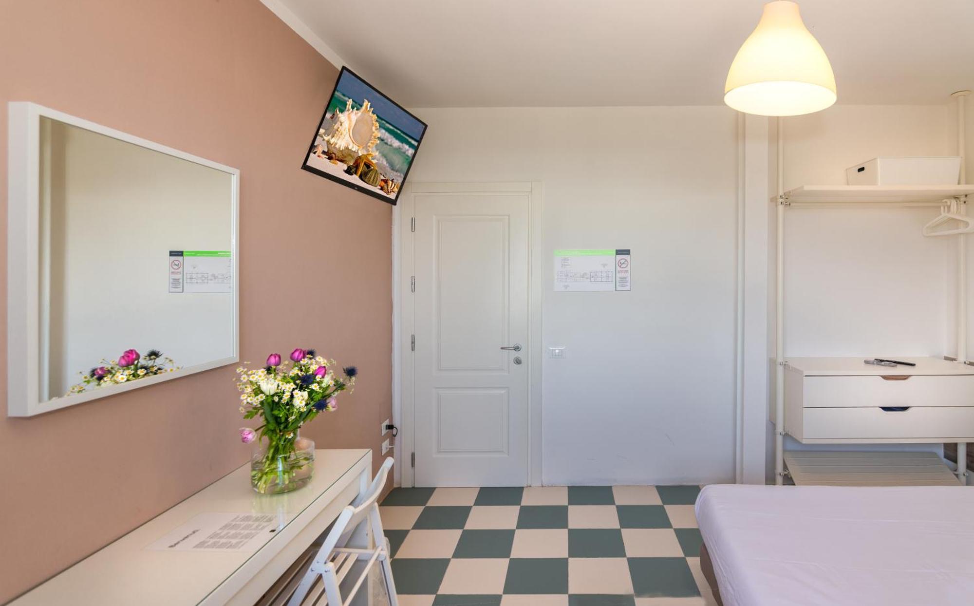 Hotel Happy Marina di Pietrasanta Eksteriør billede