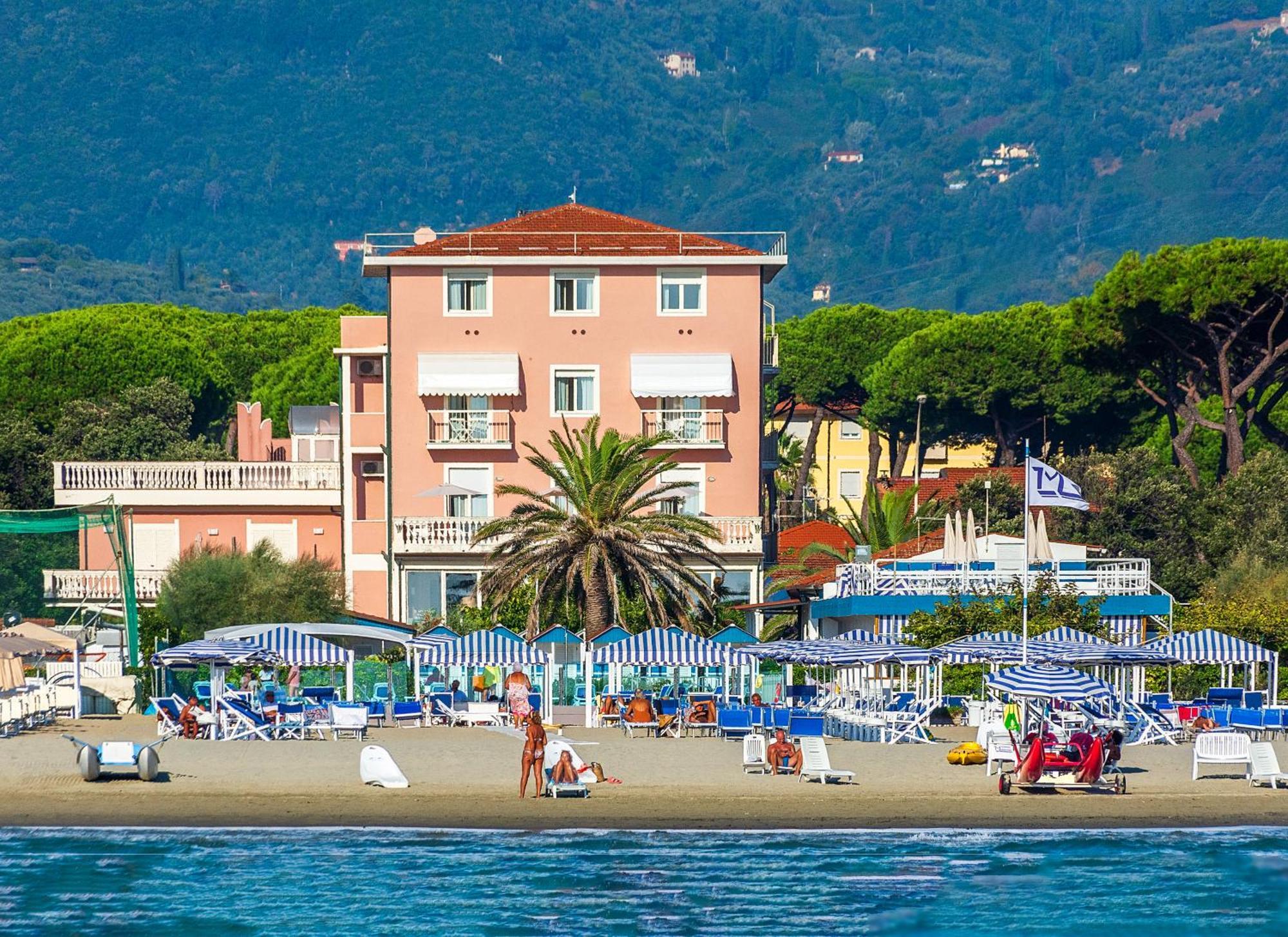 Hotel Happy Marina di Pietrasanta Eksteriør billede