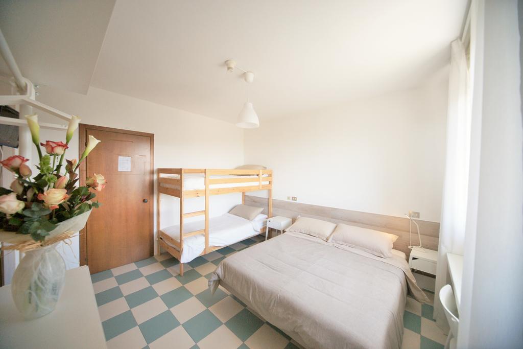 Hotel Happy Marina di Pietrasanta Eksteriør billede